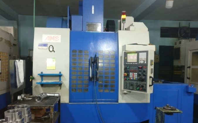 CNC VERTICAL MACHINING CENTER